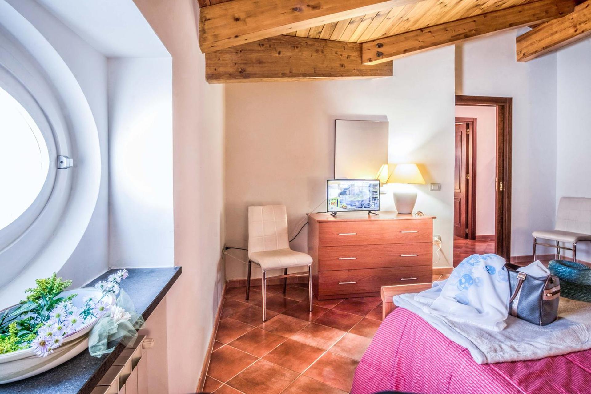 Amore Rentals - Maison Palazzo Correale ซอร์เรนโต ภายนอก รูปภาพ